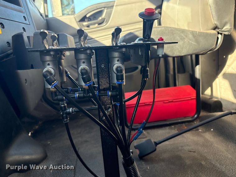 image for item EG8276 2020 International MV607 water truck