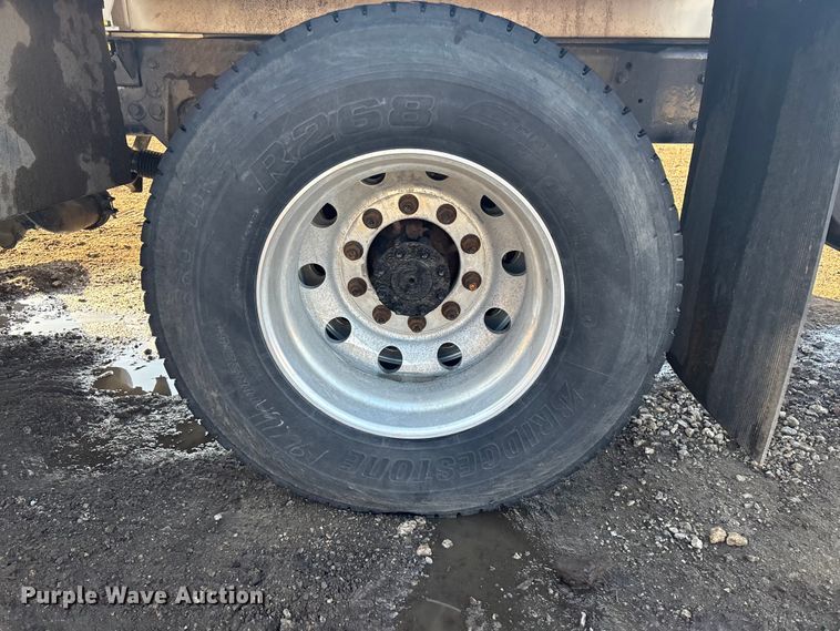 image for item EG8276 2020 International MV607 water truck