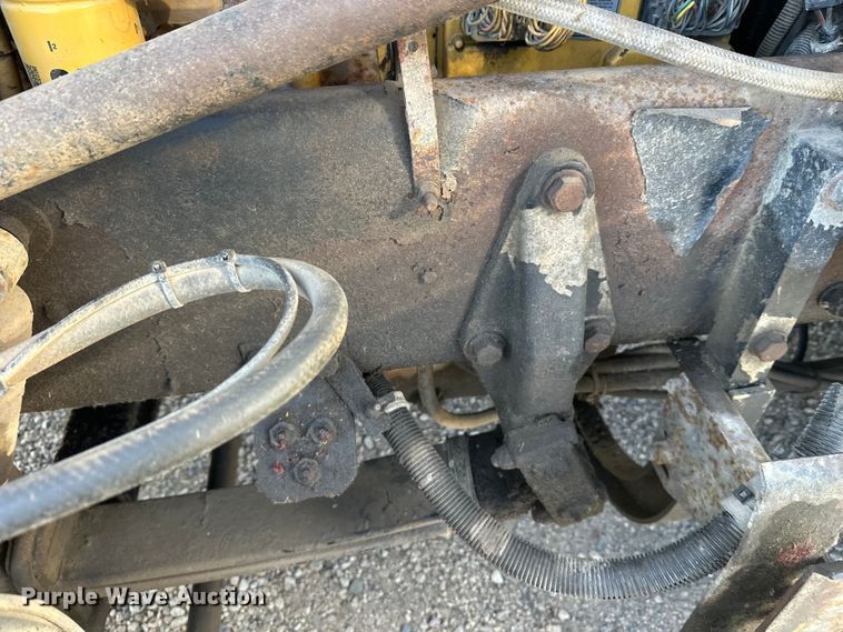 image for item EL0084 1999 Peterbilt 379 semi truck