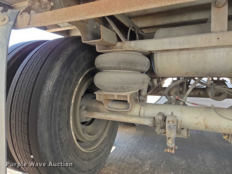 image for item EM0634 2006 Lufkin TFV-CL-110 dry van trailer