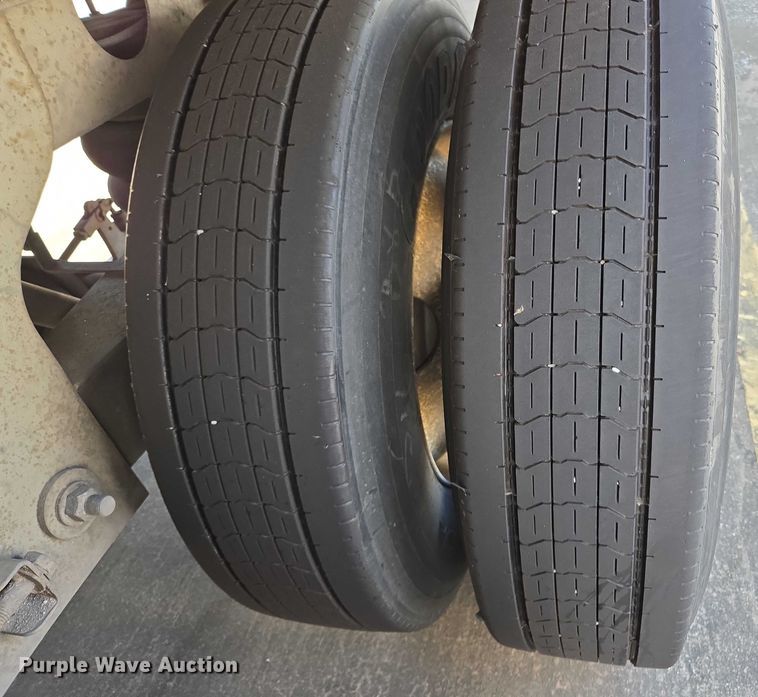 image for item EM0634 2006 Lufkin TFV-CL-110 dry van trailer