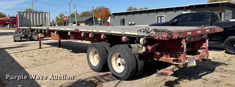 image for item EM2480 2002 Transcraft Corp TL80K flatbed trailer