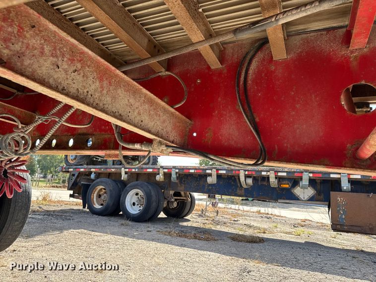 image for item EM2480 2002 Transcraft Corp TL80K flatbed trailer