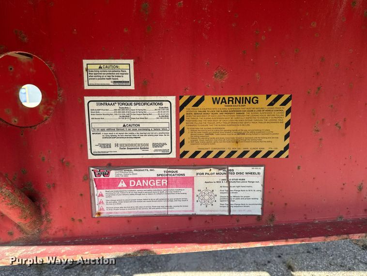 image for item EM2480 2002 Transcraft Corp TL80K flatbed trailer