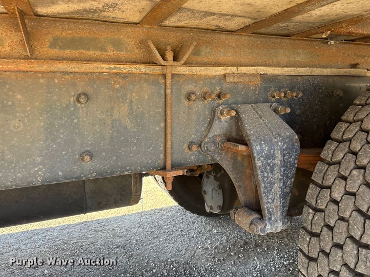 image for item EM6137 2018 Freightliner Business Class M2 refrigerated truck