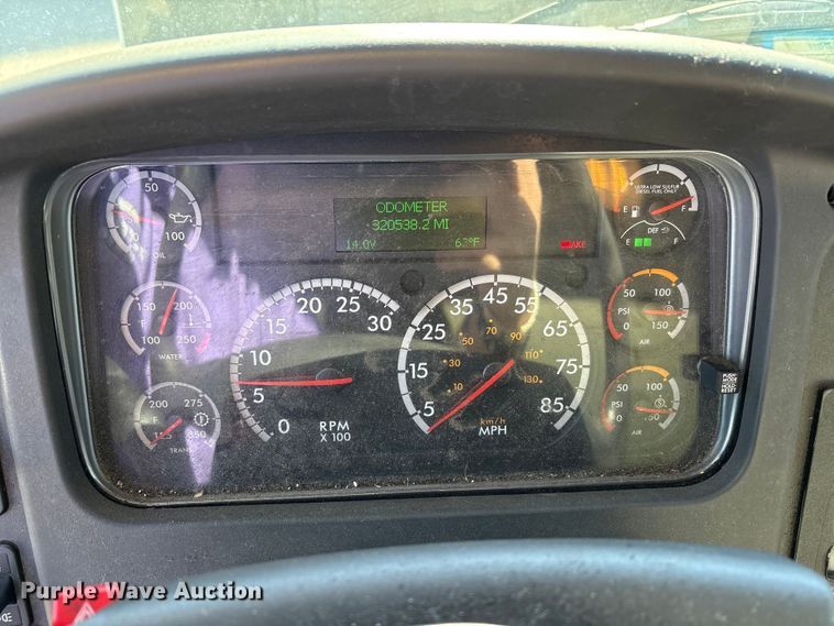 image for item EM6137 2018 Freightliner Business Class M2 refrigerated truck