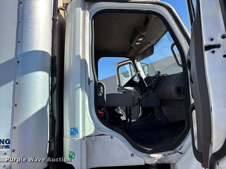 image for item EM6137 2018 Freightliner Business Class M2 refrigerated truck
