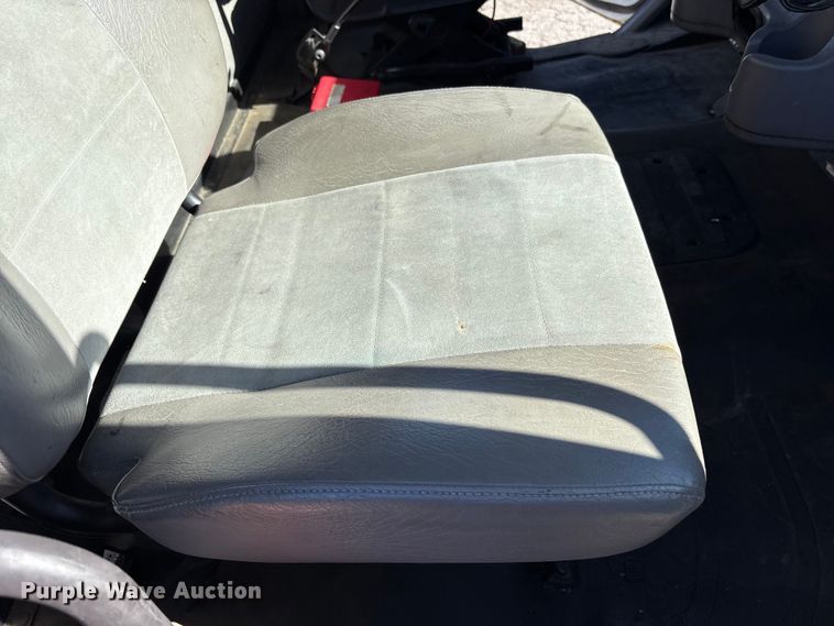 image for item EM6137 2018 Freightliner Business Class M2 refrigerated truck