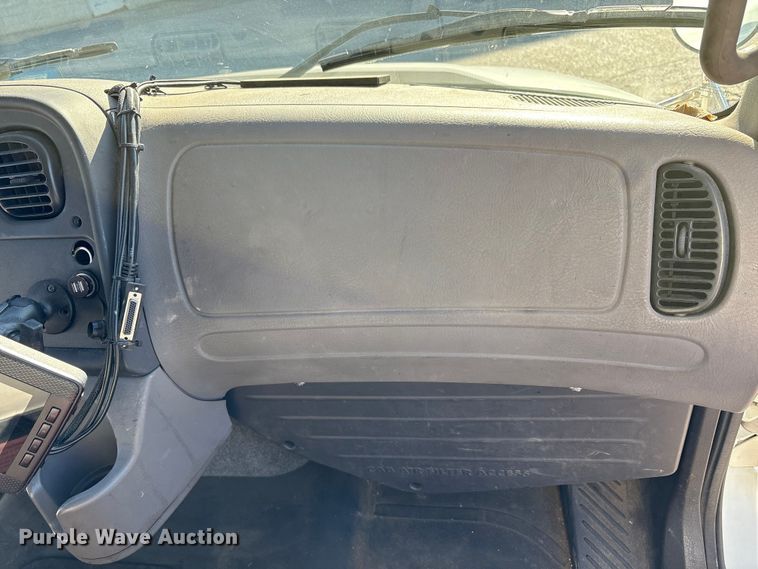 image for item EM6137 2018 Freightliner Business Class M2 refrigerated truck