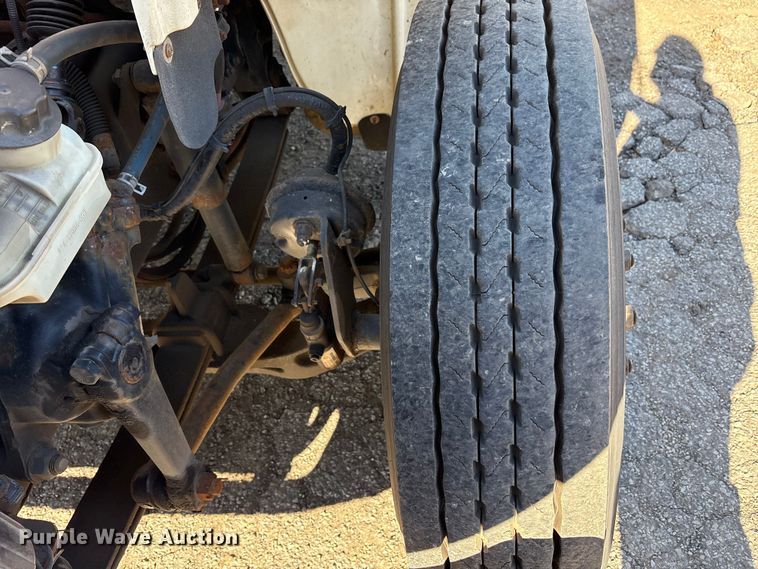 image for item EM6137 2018 Freightliner Business Class M2 refrigerated truck