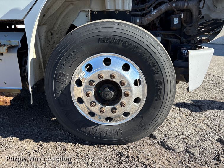 image for item EM6137 2018 Freightliner Business Class M2 refrigerated truck