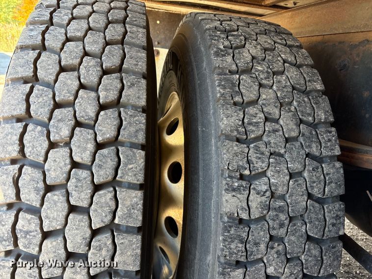 image for item EM6137 2018 Freightliner Business Class M2 refrigerated truck