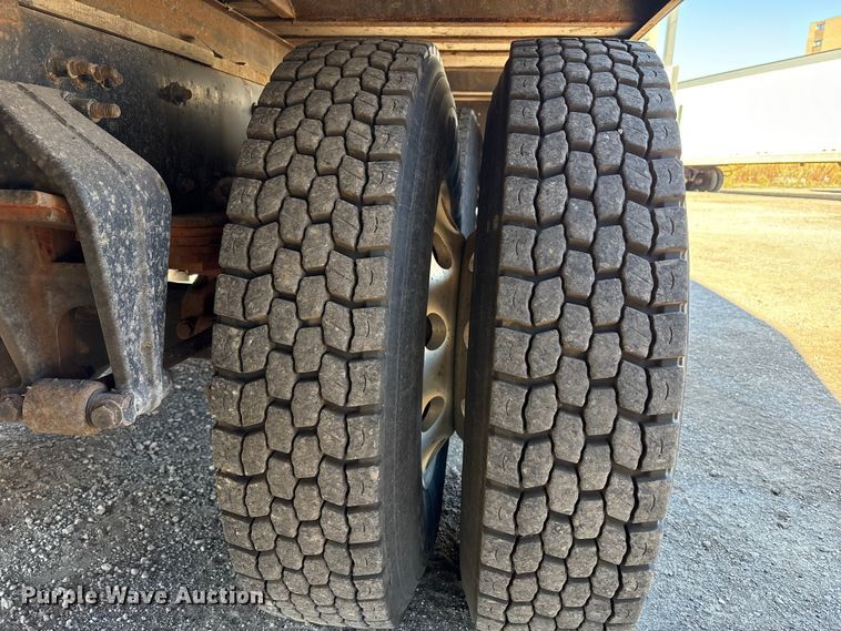 image for item EM6137 2018 Freightliner Business Class M2 refrigerated truck