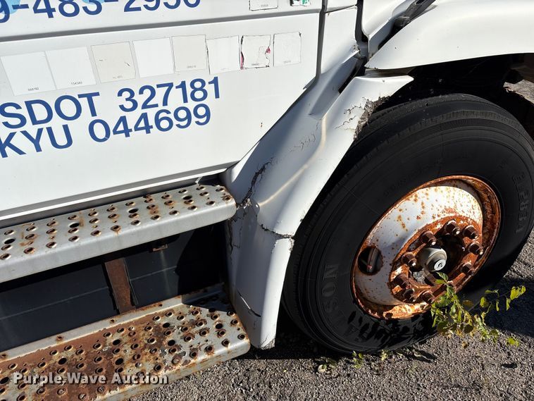 image for item EM6138 1998 Freightliner FL80 refrigerated truck