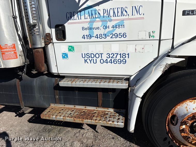 image for item EM6138 1998 Freightliner FL80 refrigerated truck