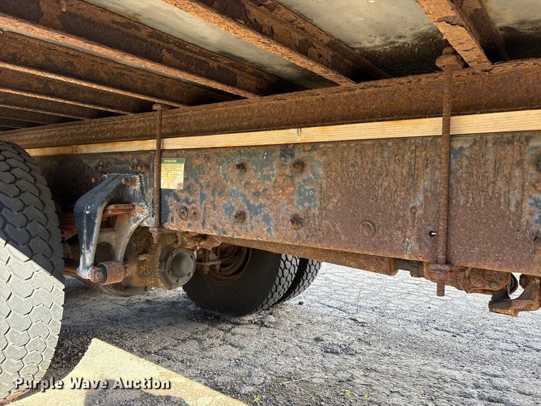 image for item EM6138 1998 Freightliner FL80 refrigerated truck