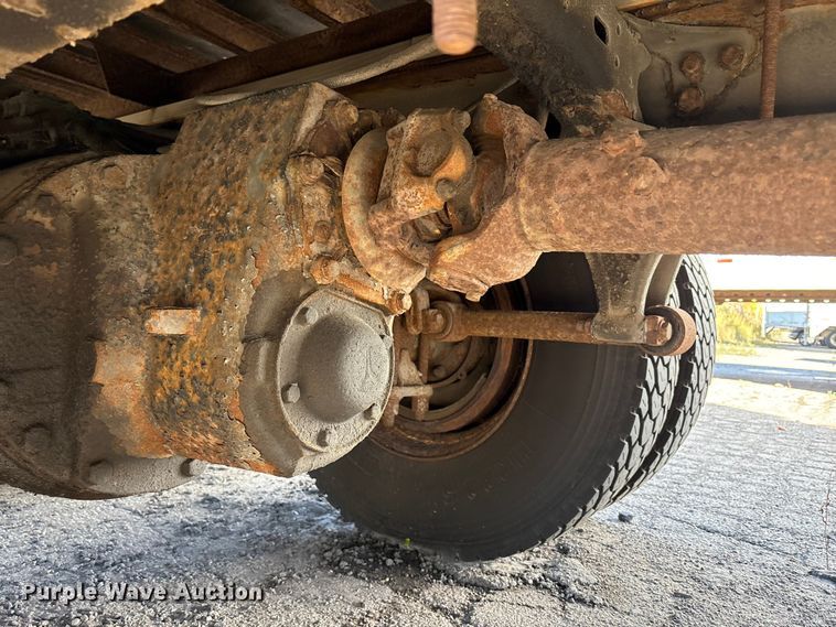 image for item EM6138 1998 Freightliner FL80 refrigerated truck