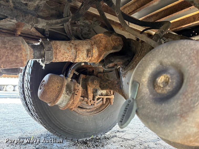 image for item EM6138 1998 Freightliner FL80 refrigerated truck