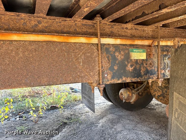 image for item EM6138 1998 Freightliner FL80 refrigerated truck