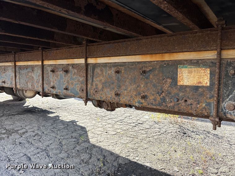 image for item EM6138 1998 Freightliner FL80 refrigerated truck