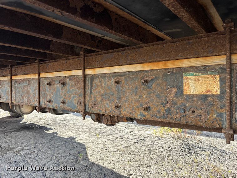 image for item EM6138 1998 Freightliner FL80 refrigerated truck