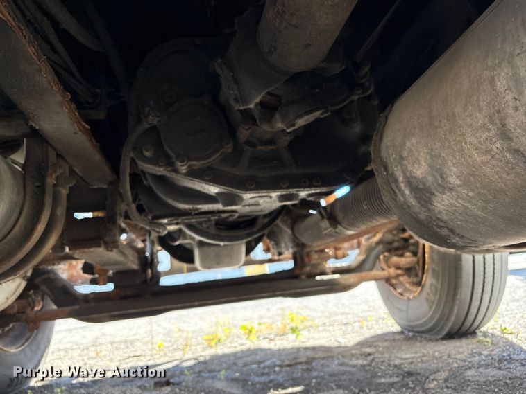 image for item EM6138 1998 Freightliner FL80 refrigerated truck