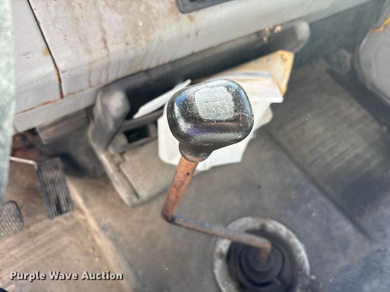 image for item EM6138 1998 Freightliner FL80 refrigerated truck