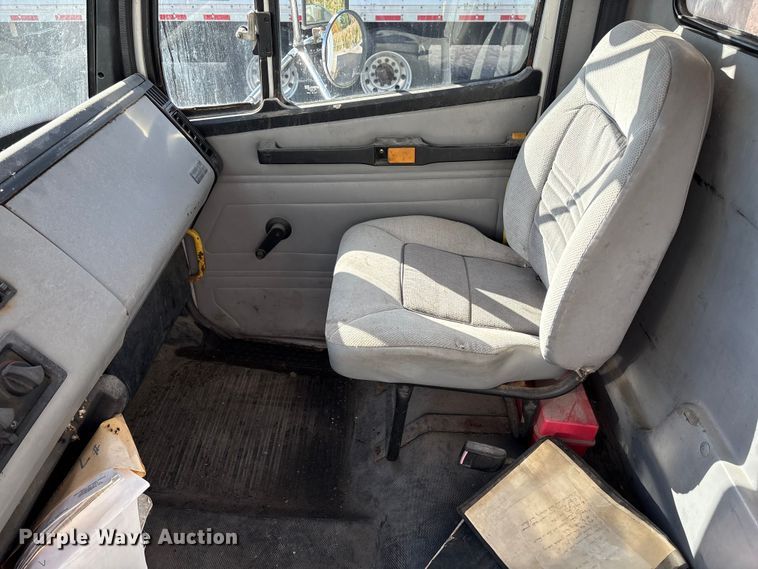 image for item EM6138 1998 Freightliner FL80 refrigerated truck