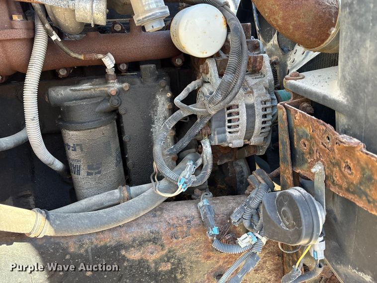 image for item EM6138 1998 Freightliner FL80 refrigerated truck