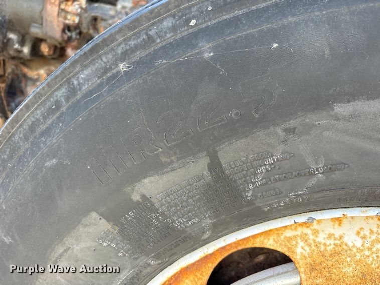 image for item EM6138 1998 Freightliner FL80 refrigerated truck