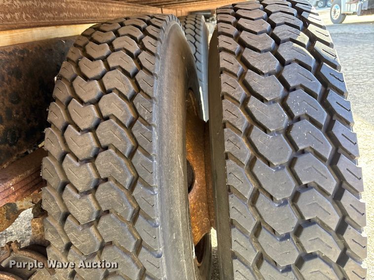 image for item EM6138 1998 Freightliner FL80 refrigerated truck