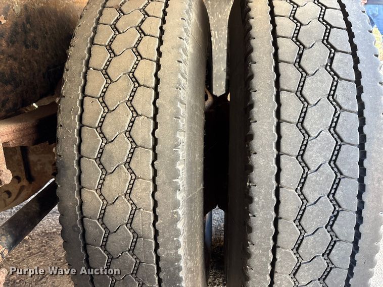 image for item EM6138 1998 Freightliner FL80 refrigerated truck