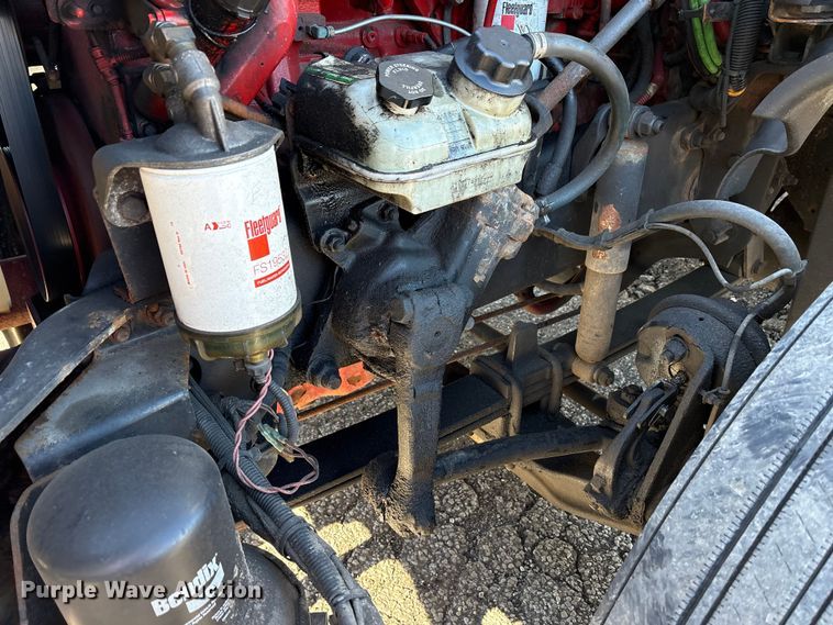 image for item EM6139 2018 Freightliner Cascadia 125 semi truck