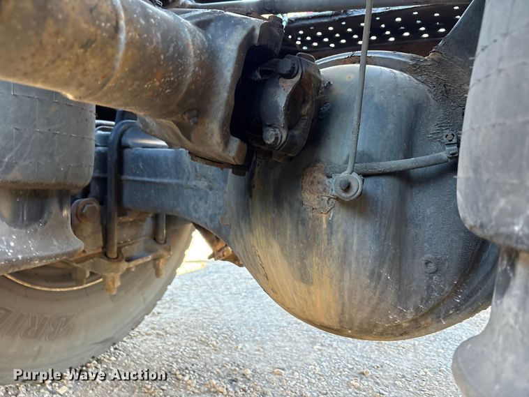 image for item EM6139 2018 Freightliner Cascadia 125 semi truck