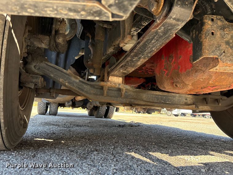 image for item EM6139 2018 Freightliner Cascadia 125 semi truck