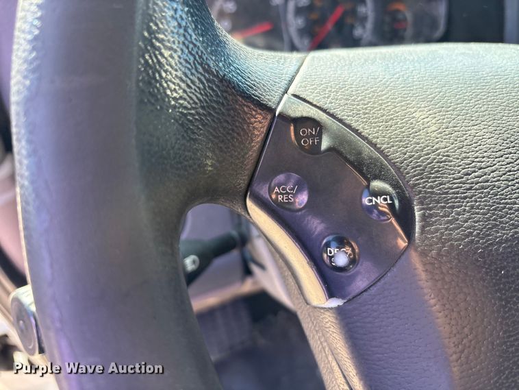 image for item EM6139 2018 Freightliner Cascadia 125 semi truck