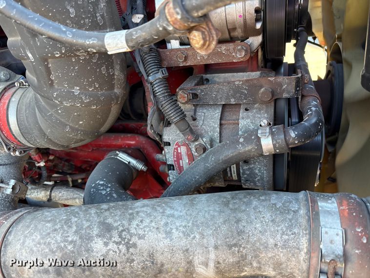 image for item EM6139 2018 Freightliner Cascadia 125 semi truck