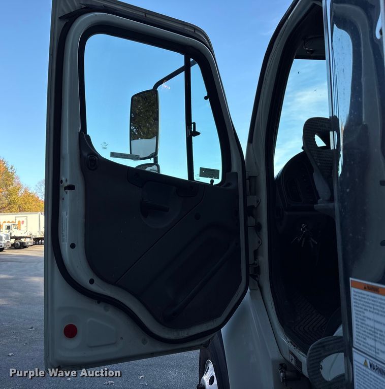 image for item EM6140 2020 Freightliner Business Class M2 refrigerated truck