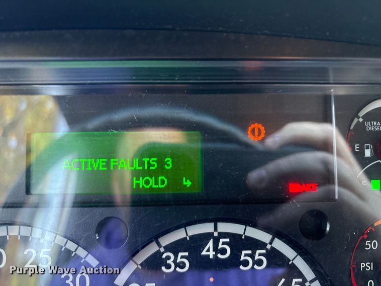 image for item EM6140 2020 Freightliner Business Class M2 refrigerated truck