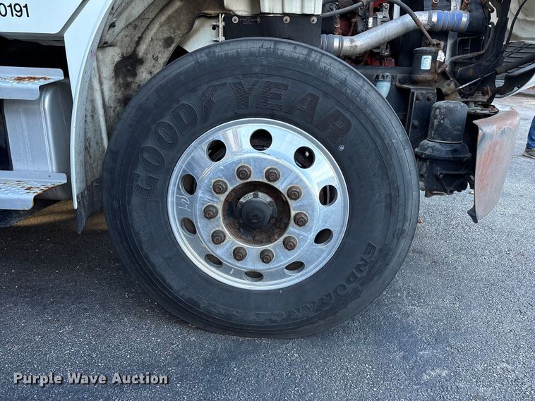 image for item EM6140 2020 Freightliner Business Class M2 refrigerated truck