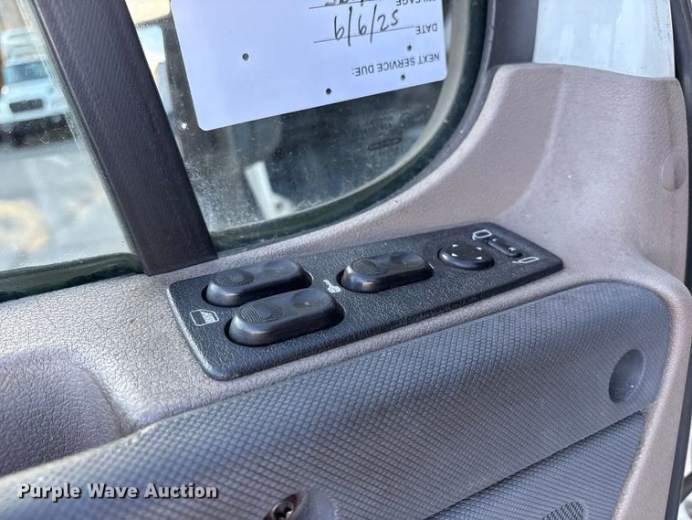 image for item EM6141 2018 Freightliner Cascadia 125 semi truck