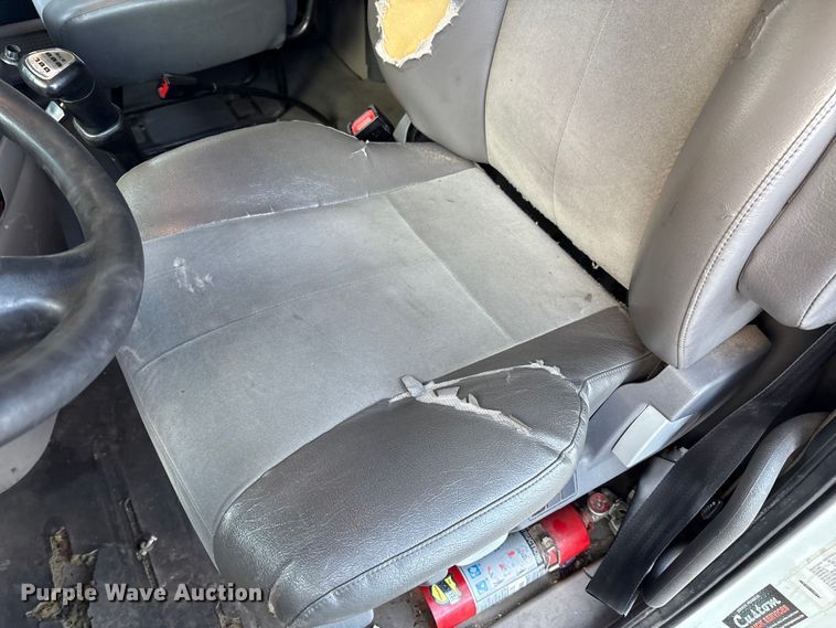 image for item EM6141 2018 Freightliner Cascadia 125 semi truck