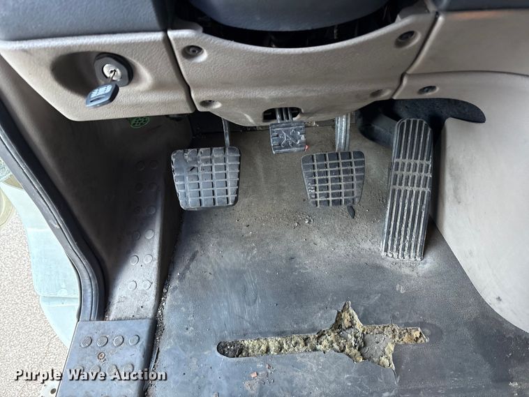 image for item EM6141 2018 Freightliner Cascadia 125 semi truck