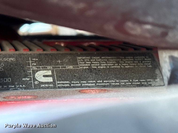 image for item EM6141 2018 Freightliner Cascadia 125 semi truck