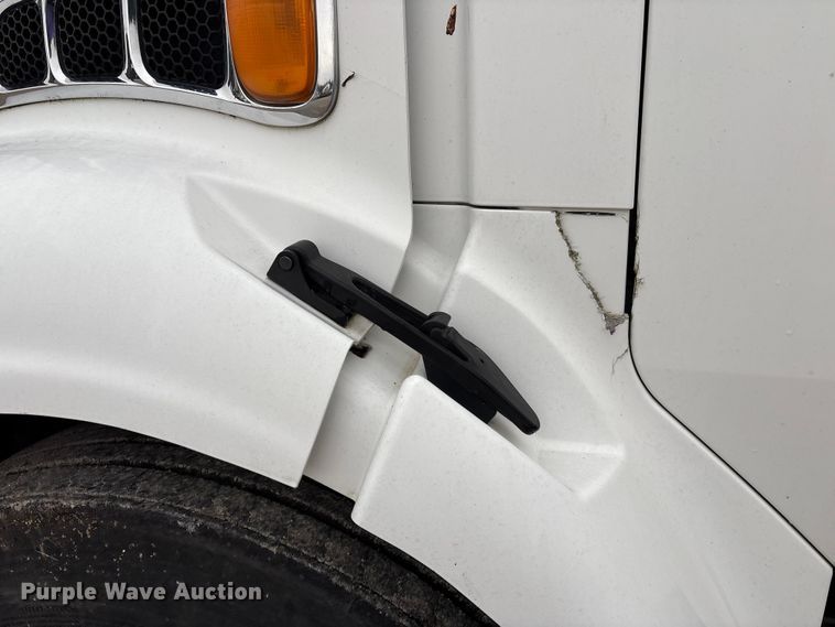 image for item EM6159 2005 Sterling Acterra propane delivery truck