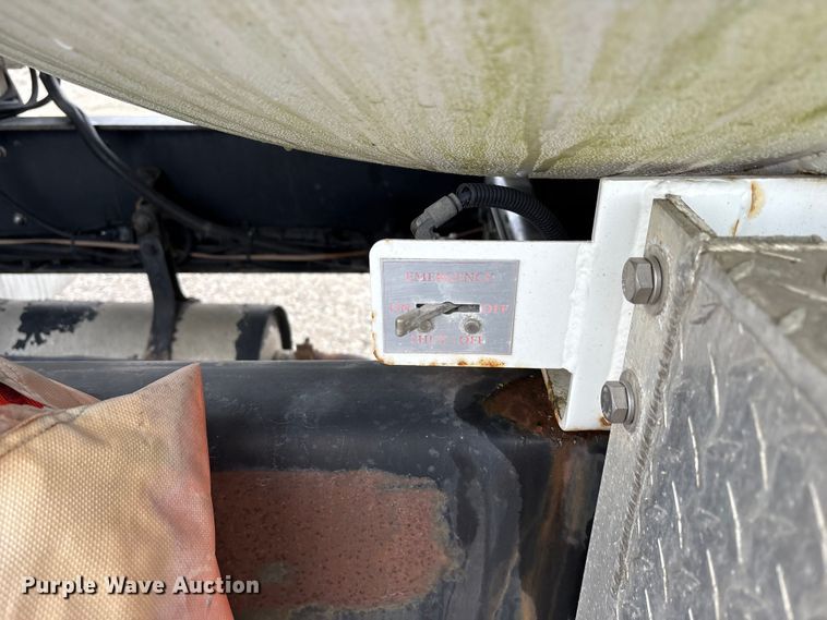 image for item EM6159 2005 Sterling Acterra propane delivery truck