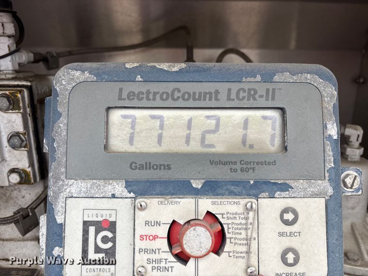 image for item EM6159 2005 Sterling Acterra propane delivery truck