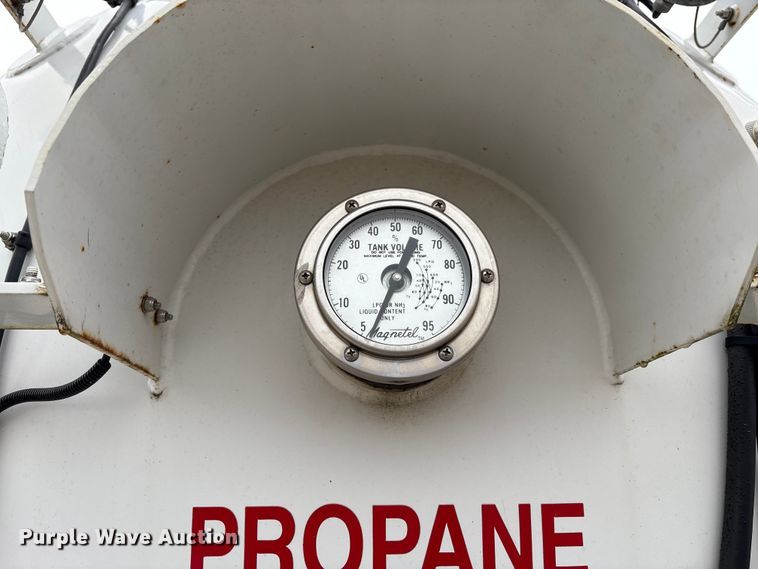 image for item EM6159 2005 Sterling Acterra propane delivery truck