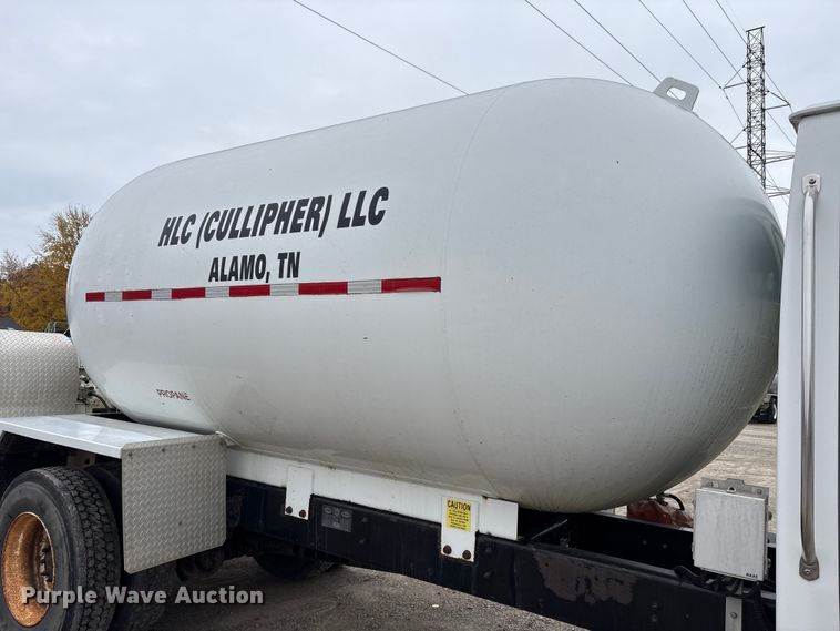 image for item EM6159 2005 Sterling Acterra propane delivery truck