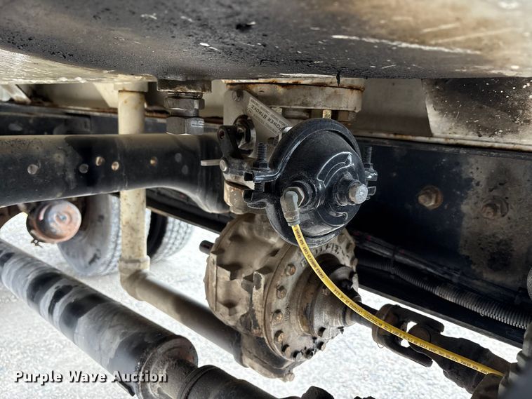 image for item EM6159 2005 Sterling Acterra propane delivery truck